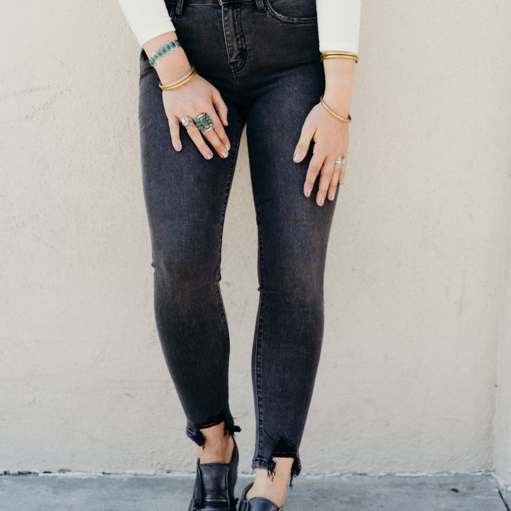 Carly Jean Los Angeles Blake jeans